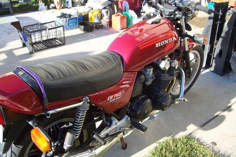 79 Honda CB750 SUPERSPORT