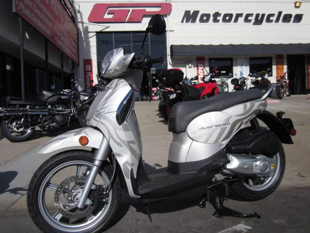 2009 Aprilia Scarabeo 200 - Demo, Scratch and Dent Sale!! Scooter , US $2,599.00, image 3