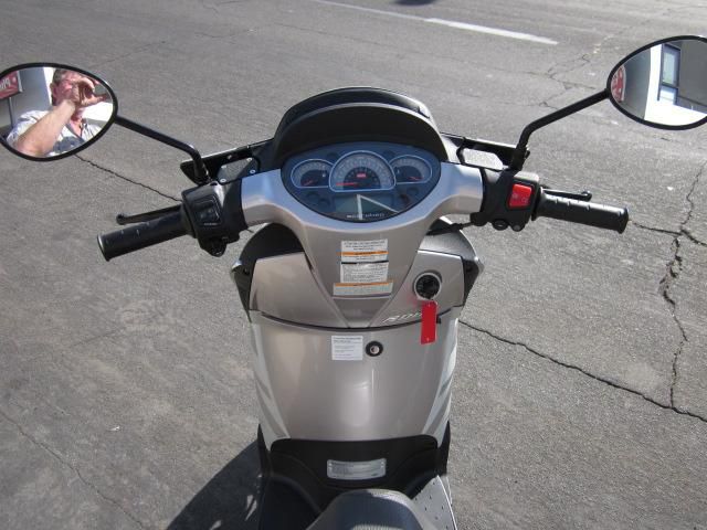 2009 Aprilia Scarabeo 200 - Demo, Scratch and Dent Sale!! Scooter , US $2,599.00, image 4
