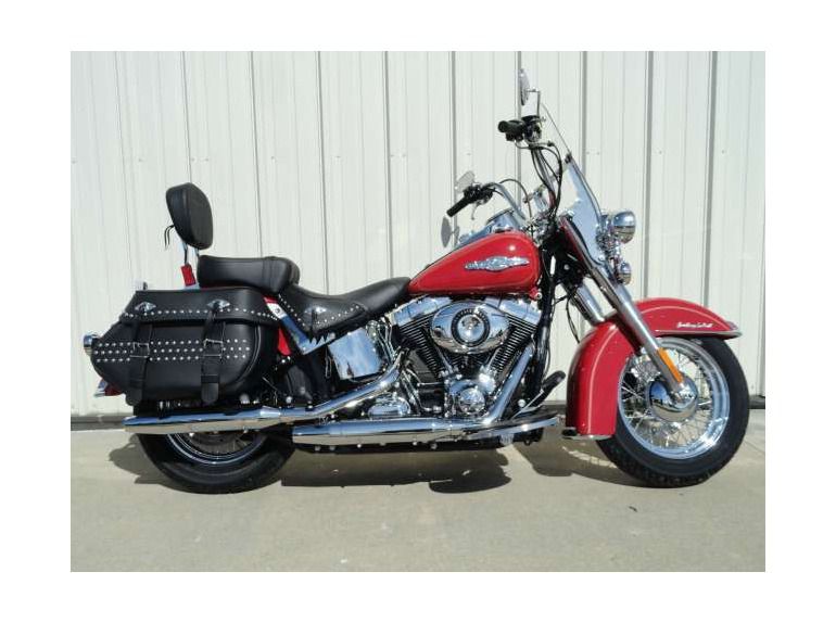 2014 Harley-Davidson FLSTC Heritage Softail Classic 