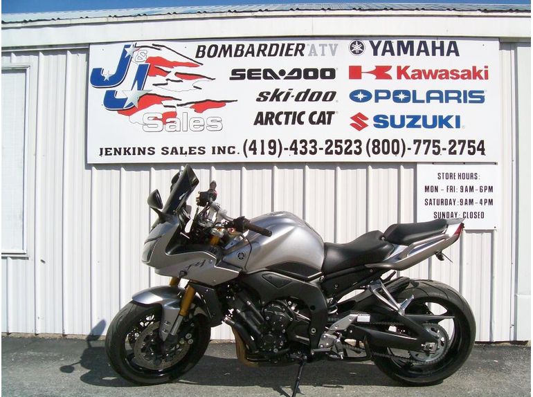 2005 Yamaha FZ1 