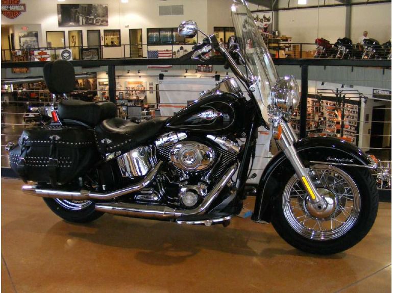 2010 Harley-Davidson FLSTC Heritage Softail Classic 