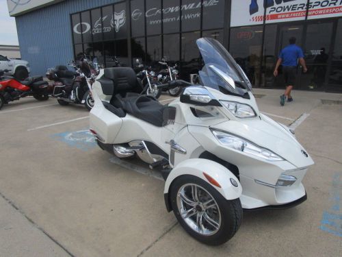 Can-Am Spyder Roadster RT-Limited