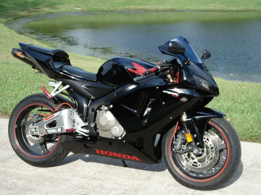 Купить мотоцикл honda cbr