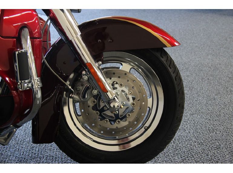 2005 Harley-Davidson FLHTC - Electra Glide Classic , $19,950, image 3