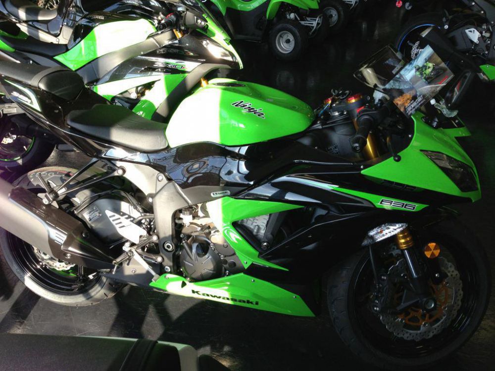 2013 kawasaki ninja zx-6r  sportbike 