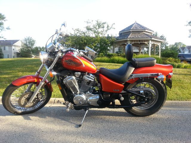 Used 2005 Honda Shadow VLX 600 for sale.