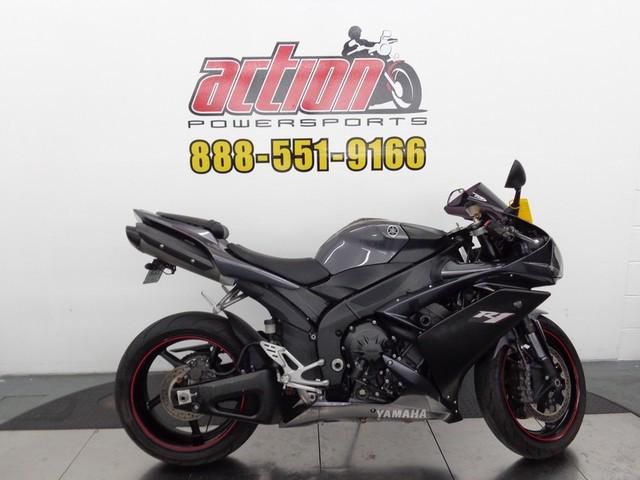 2007 Yamaha R1 Sportbike 