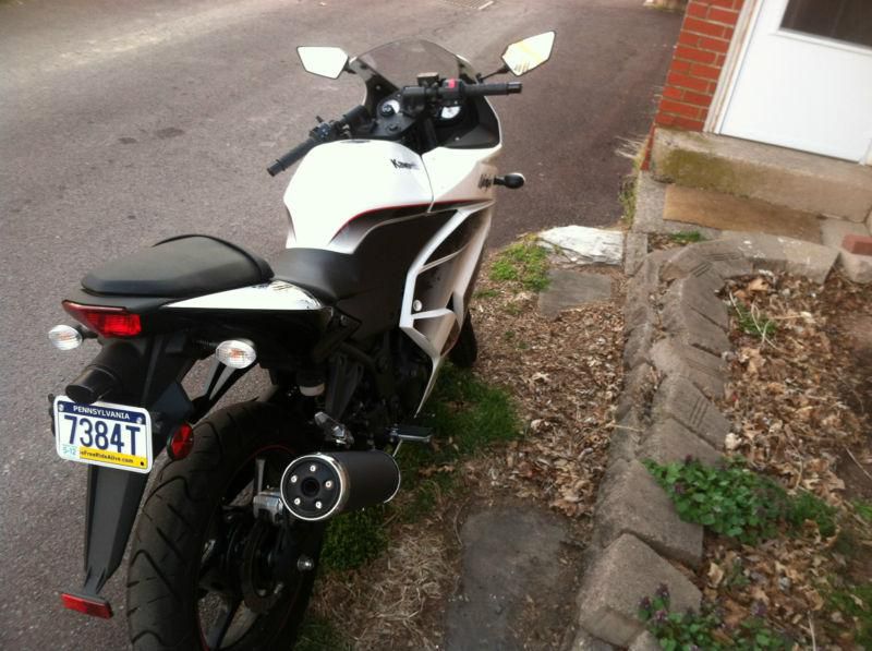 Limited Edition 2011 Kawasaki Ninja 250r - $3500