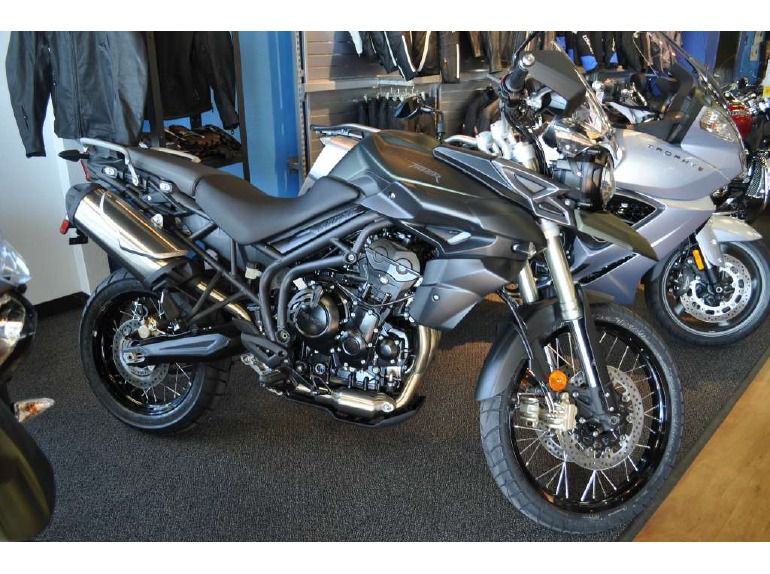 2013 triumph tiger 800 xc abs - matte khaki green 