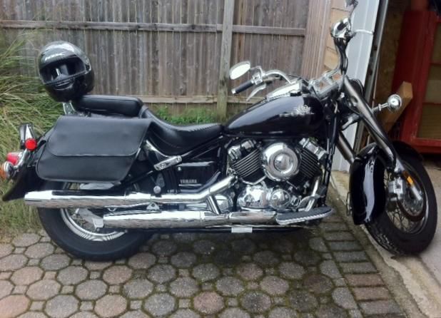 2003 black yamaha v-star 650 excellent condition.