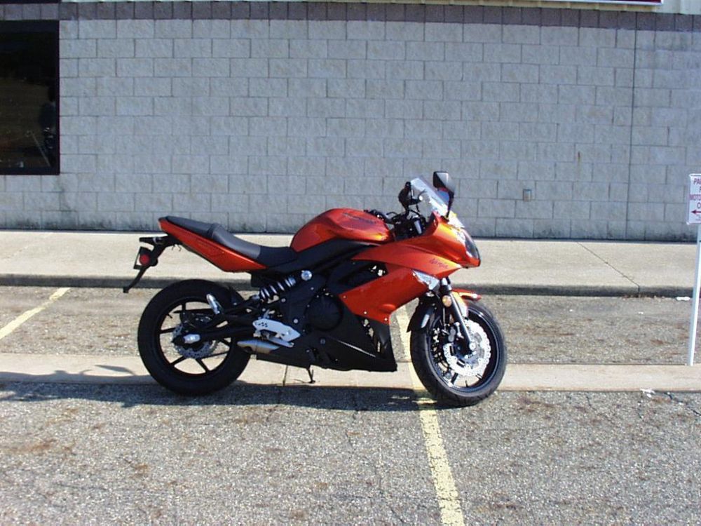 2011 kawasaki ninja 650r  sportbike 