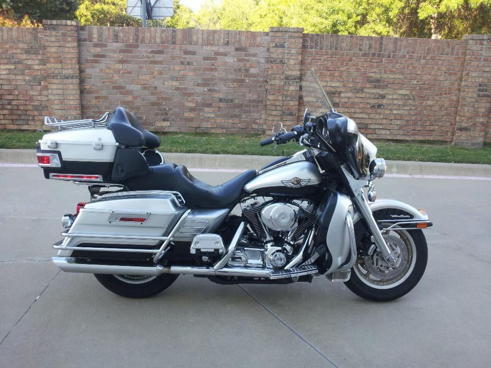 2003 harley-davidson flhtcui ultra classic electra glide  touring 