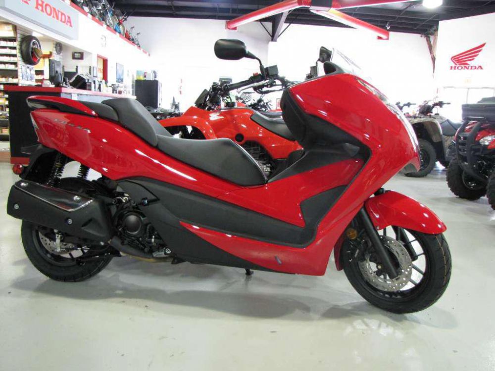 2014 honda forza (nss300)  scooter 