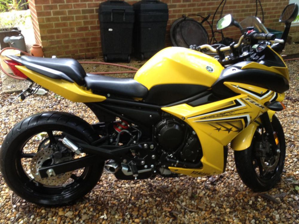 Buy 2009 Yamaha Fz6 R Sportbike on 2040-motos.