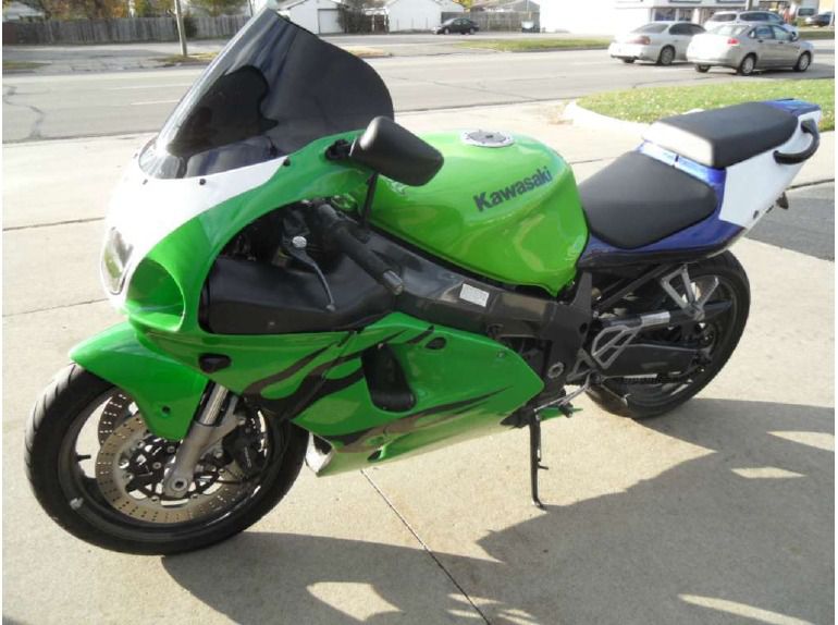 1999 Kawasaki Ninja ZX-7R 