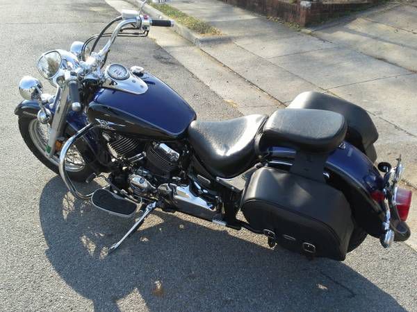2006 Yamaha V-STAR V-Twin 650 Classic with lots of add on&#039;s
