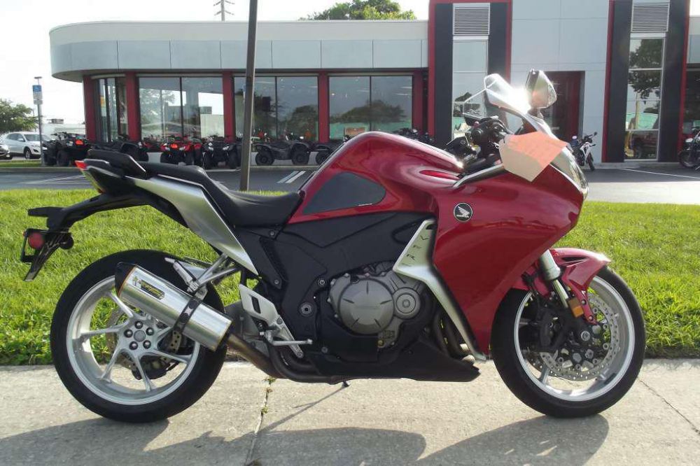 2010 honda vfr1200f  sportbike 