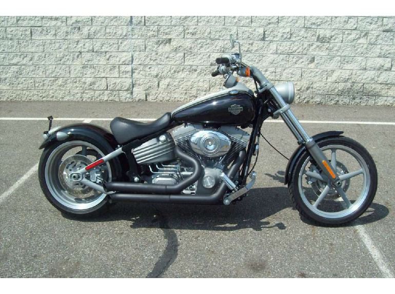 2009 Harley-Davidson FXCW Softail Rocker , $11,690, image 1