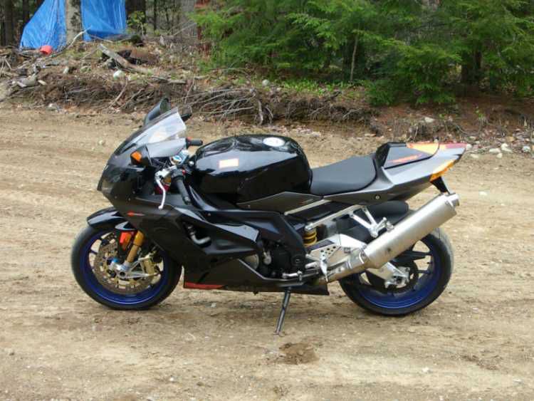 2007 Aprilia RSVR 1000 V-Twin Bike
