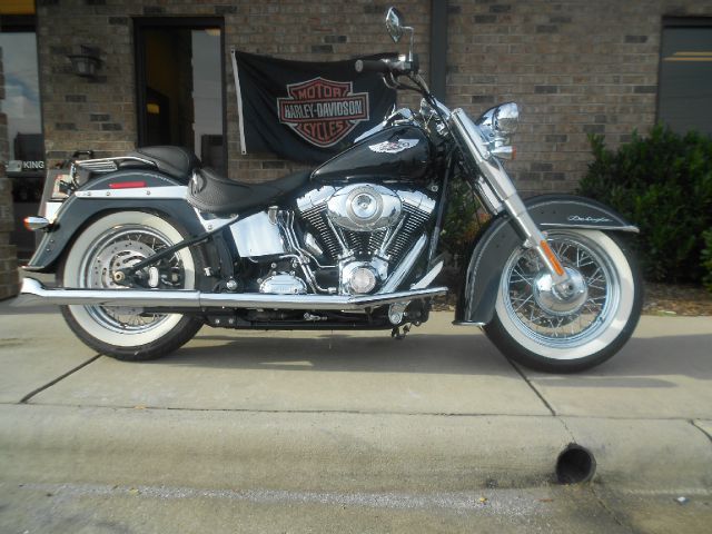 Used 2011 Harley-Davidson Softail Deluxe for sale.