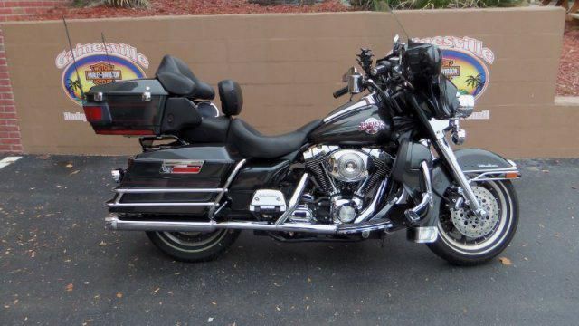 2006 Harley-Davidson Touring 1450 cc Cruiser 