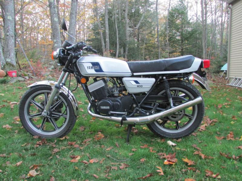 1978 Yamaha RD 400 Motorcycle