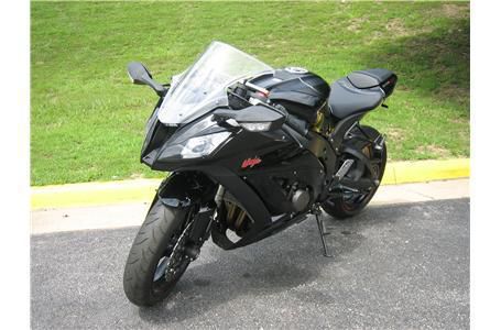 2011 kawasaki ninja zx-10r abs  sportbike 
