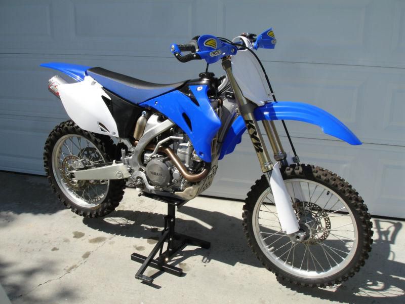 2006 YZ450F WITH BRAND NEW PLASTICS!! PUT YOUR for sale on 2040-motos
