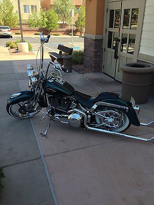 Harley-Davidson : Softail Harley Davidson Heritage Softail