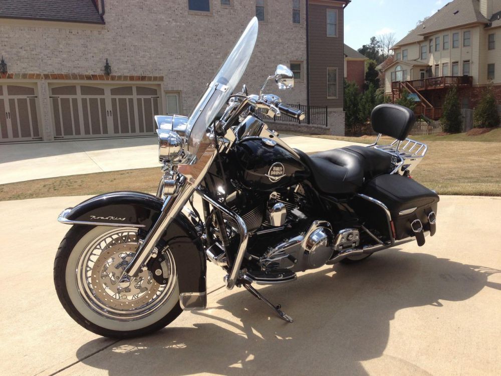 2009 harley-davidson road king classic touring 