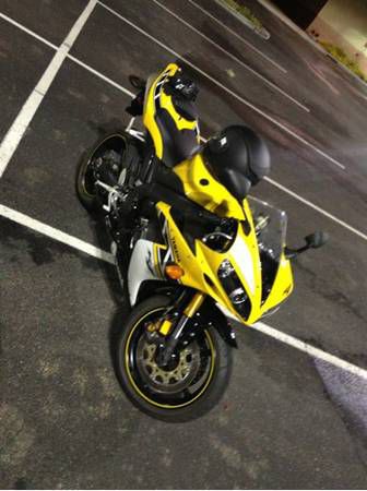 2006 Yamaha R1 50th Anniversary Edition w/ ONLY 1400 miles