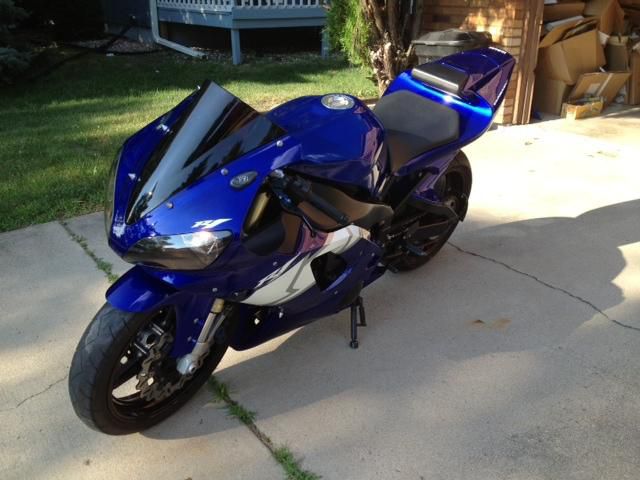 2001 YAMAHA YZF-R1...SUPER CLEAN...LOW MILES...GREAT RUNNING CONDITION!!