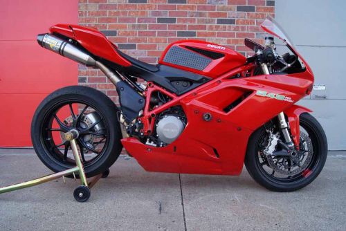 2010 ducati superbike