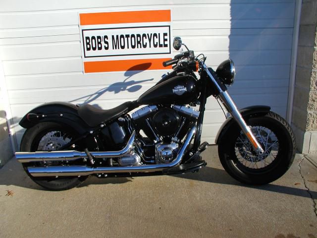 2013 harley davidson softail slim, black, 1390 miles, remainder of factory