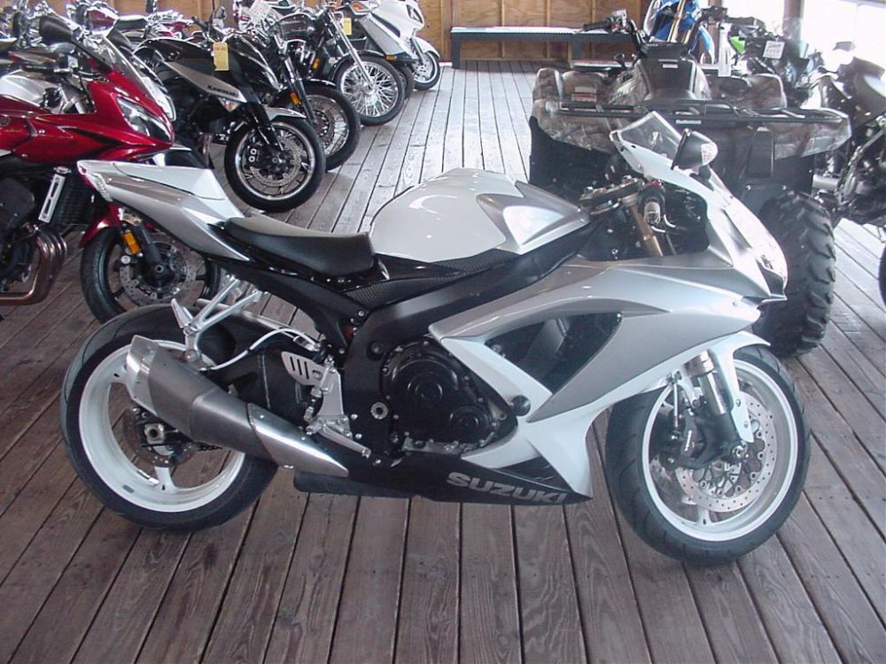 2008 suzuki gsx-r600  sportbike 