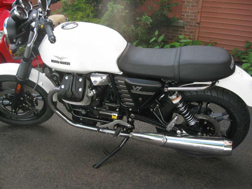 2013 Moto Guzzi V7 Stone Sportbike 