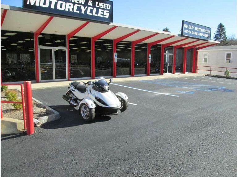 2011 can-am spyder rs se5 