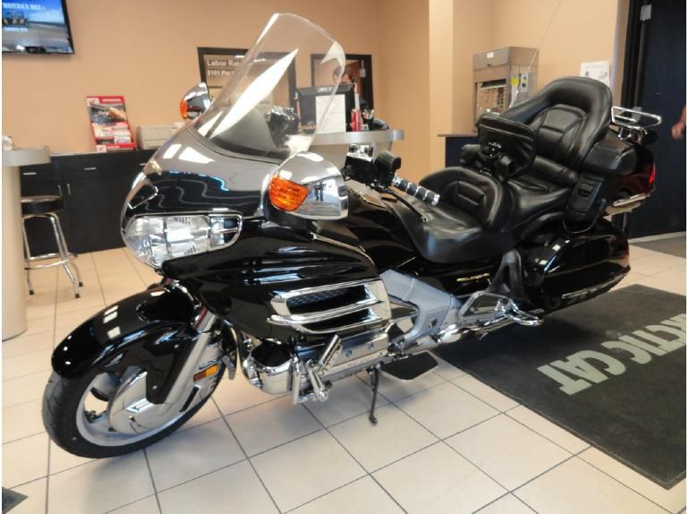 2002 Honda GOLD WING 1800 Touring 