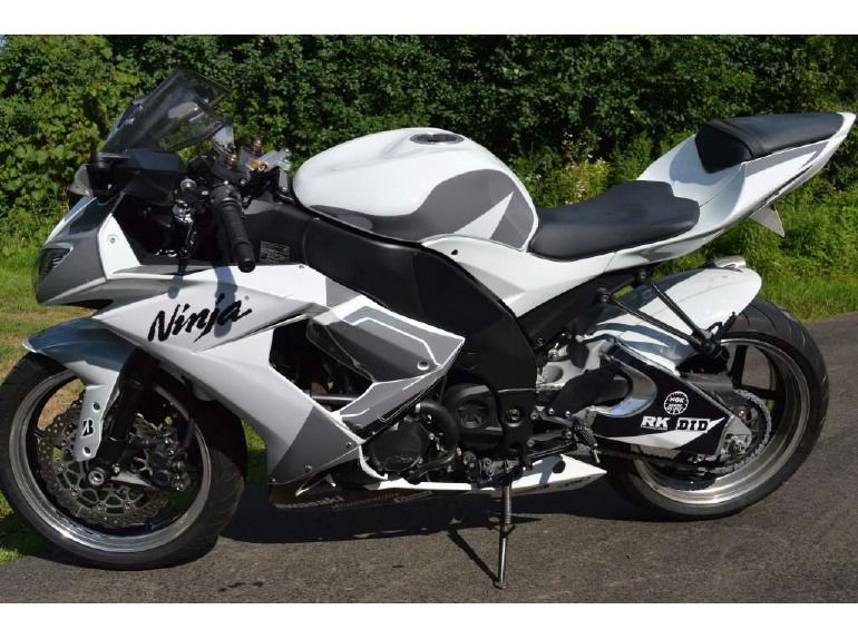 2010 Kawasaki Ninja ZX-10R , $7,499, image 2