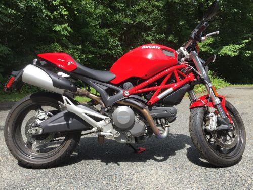 2012 ducati monster