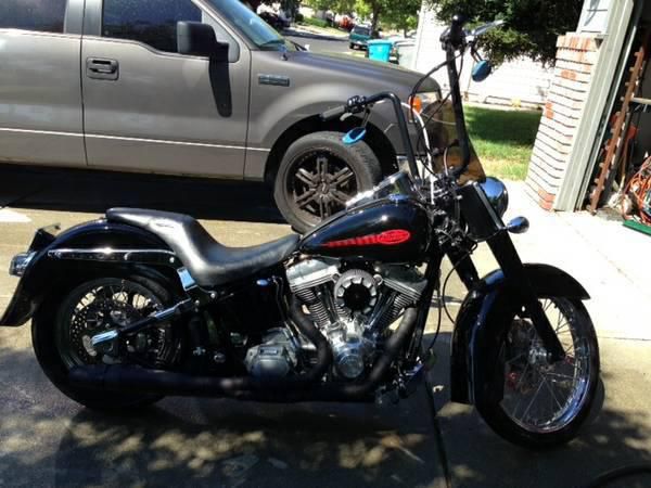 2006 Harley-Davidson Softail STANDARD Cruiser 