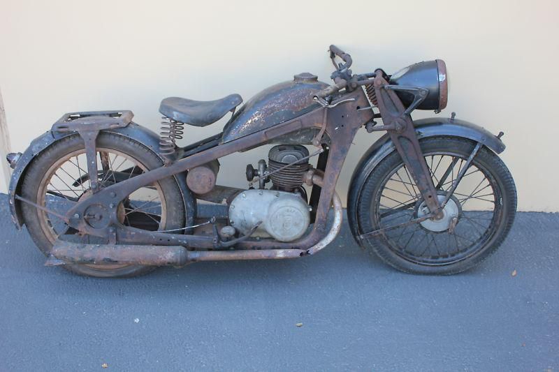 Zundapp DBK200 motorcycle, WW2 German Motorcycle