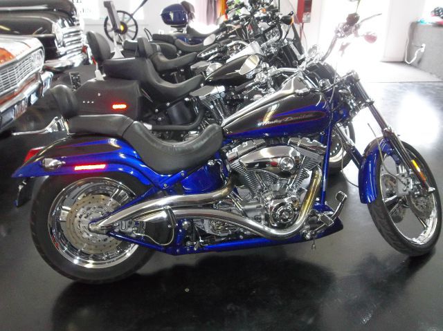 Used 2004 Harley-Davidson Screamin&#039; Eagle Softail Deuce for sale.