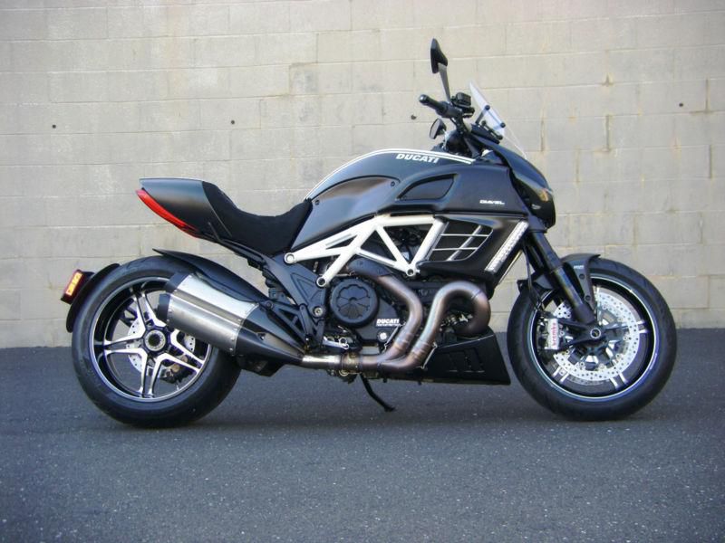 AMG Ducati Diavel #58