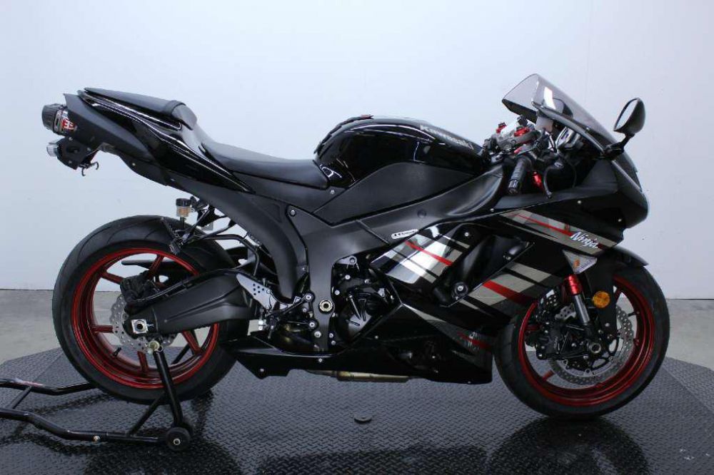 2008 kawasaki ninja zx-6r  sportbike 