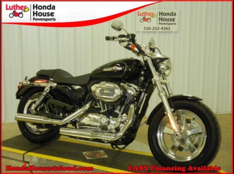 2012 Harley-Davidson Sportster 1200 Custom Cruiser 