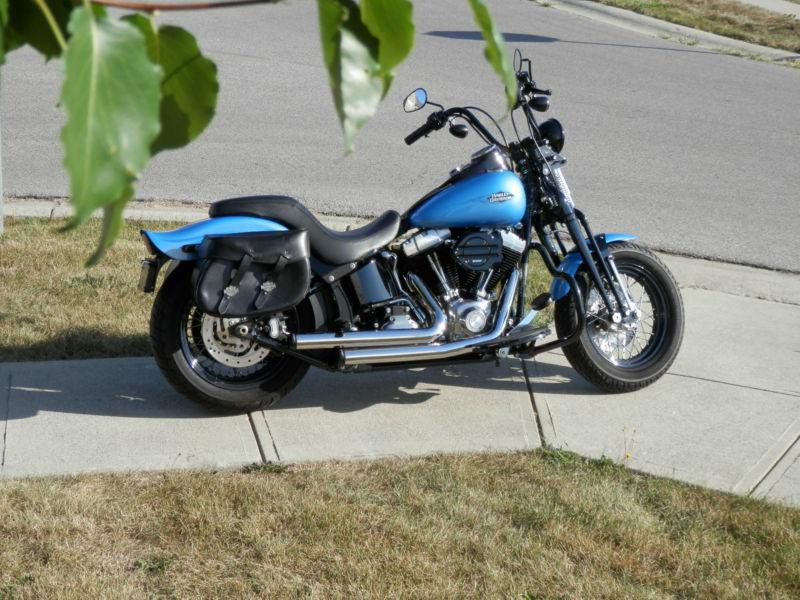 2011 harley davidson cross bones flstsb--mint-extras-video-1,950 mi.-$14,999