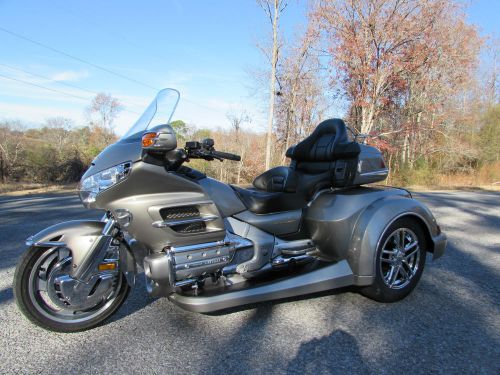 2002 honda gold wing