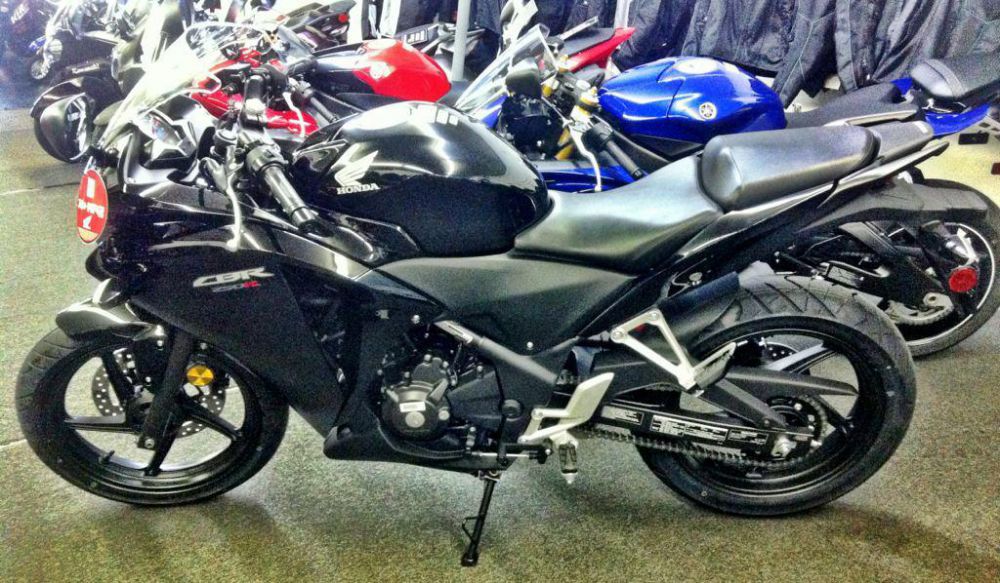 2013 honda cbr250r  sportbike 